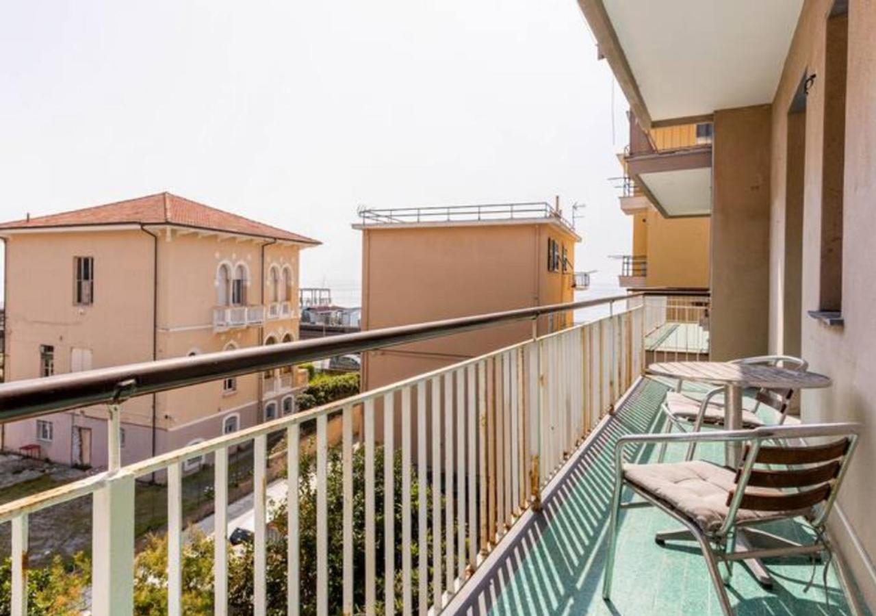 Appartement Aria Di Mare à Lavagna Extérieur photo